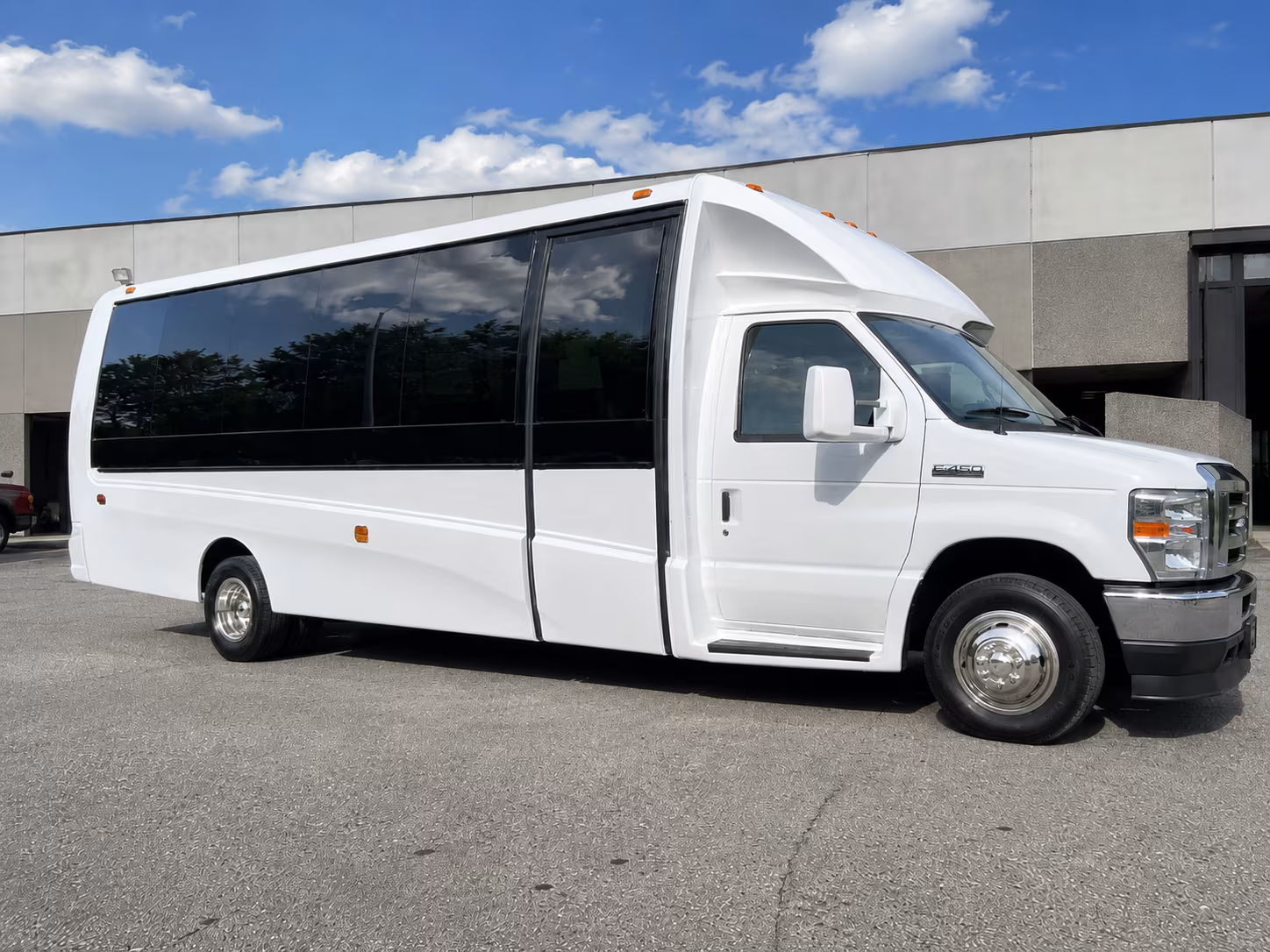winery tour bus rentals from akron to canton